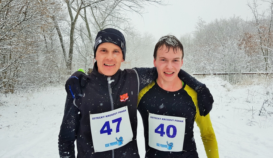 Pinc a Zuda v zasněženém Běhu okolo Jedlové hory padali, i tak byli nejrychlejší, v ženách vyhrála Sobecká před Bucharovou