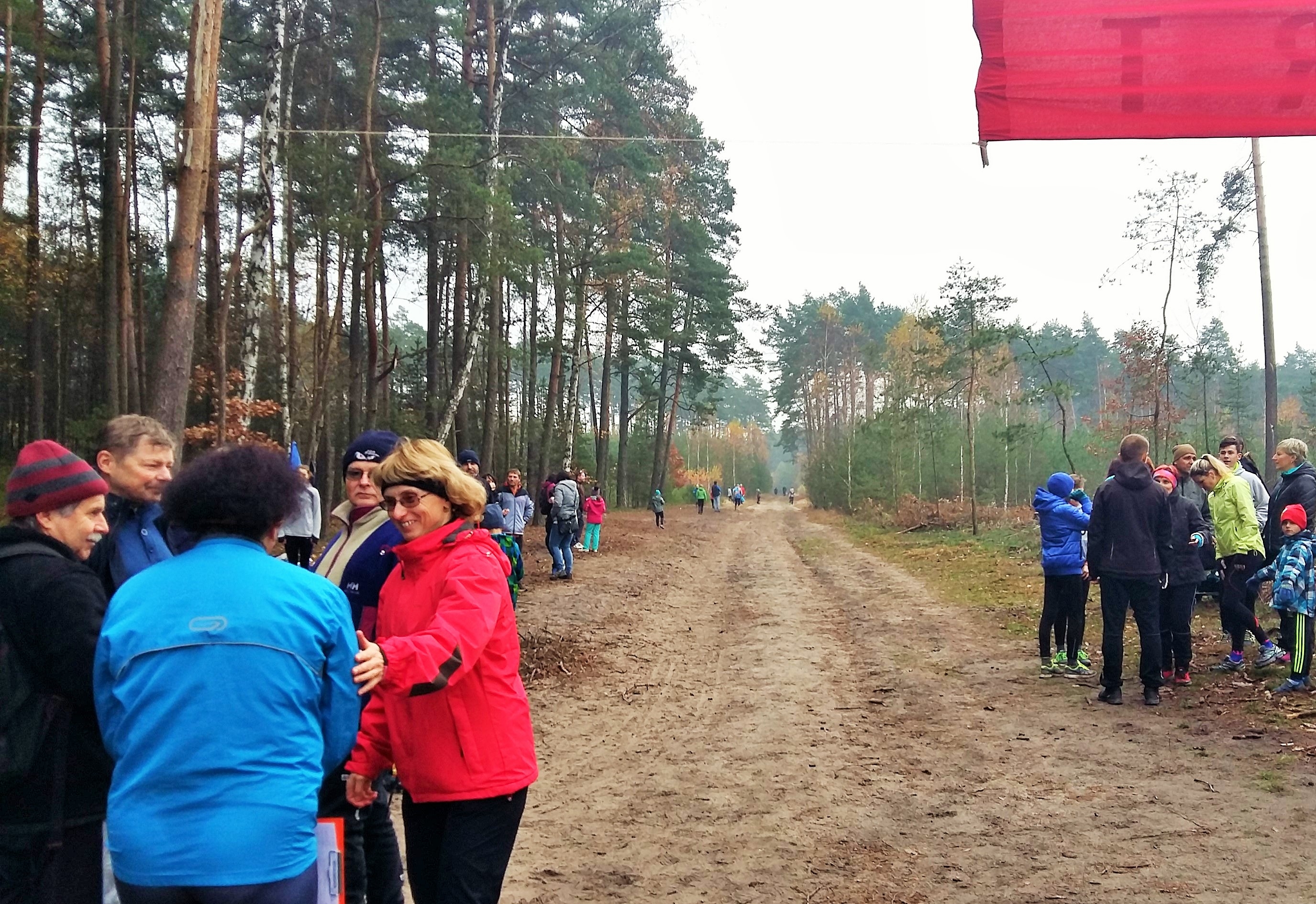 Temná mystéria lesů mezi Českou Lípou a Bezdězem dnes provzdušnil Horolezecký krosmaratón.