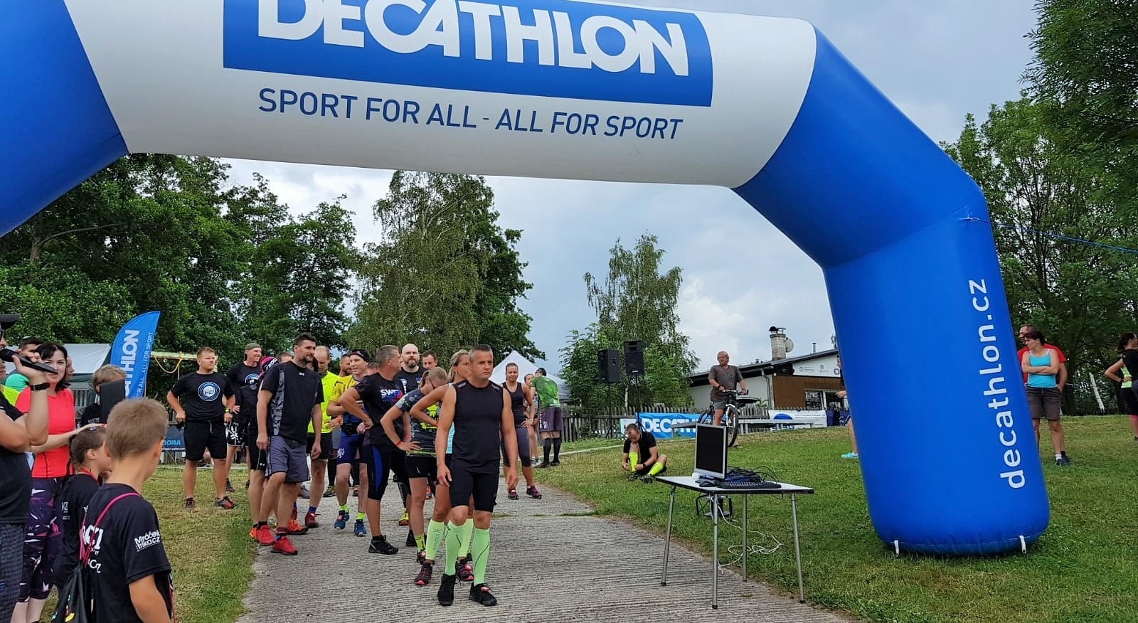 Rocki Race na Barboře u Teplic, skvělá organizace, v mužích skvělý Vepřek, v ženách stejně suverenní Jana Faulová