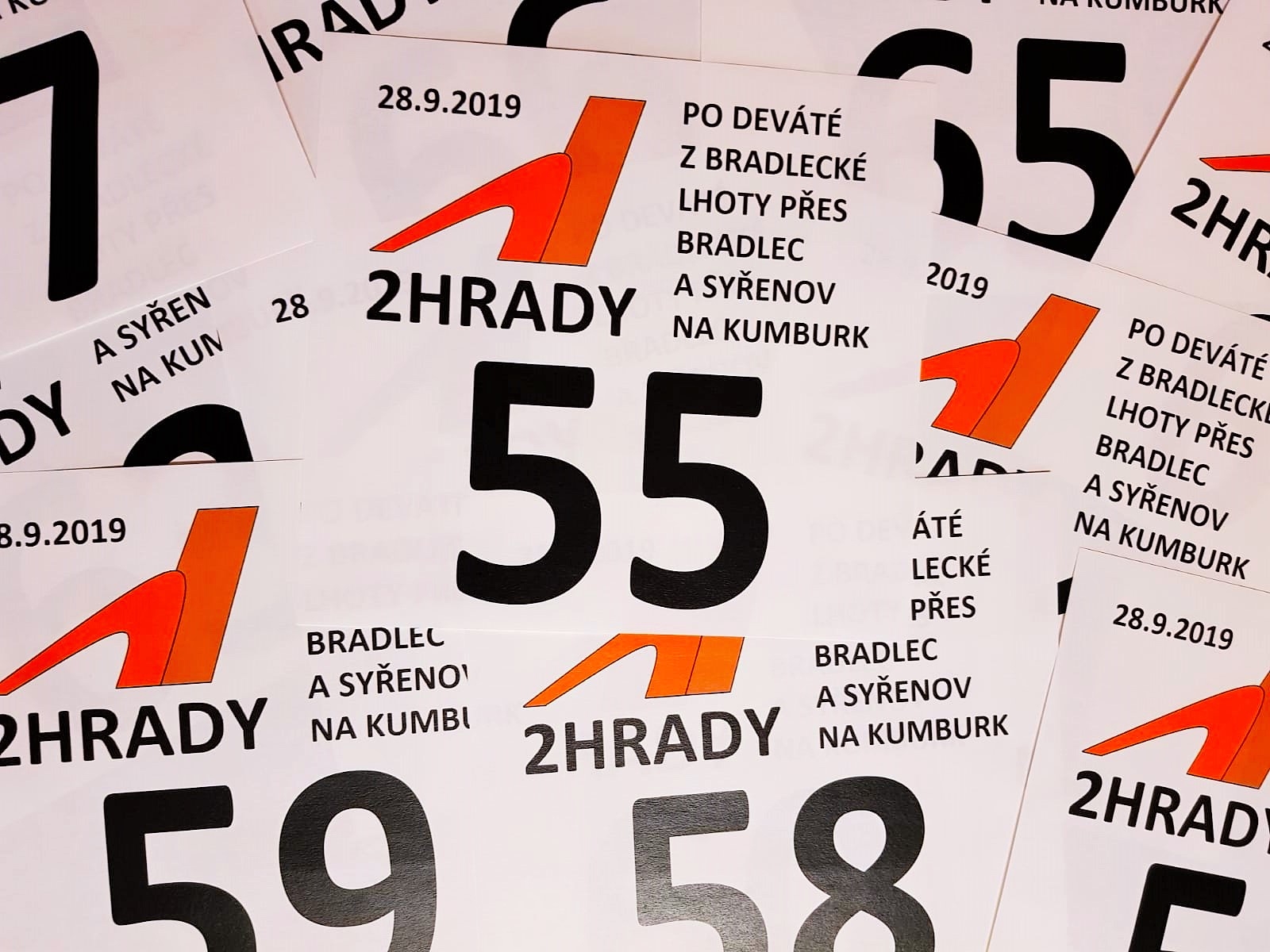 2HRADY vyhlížejí běžce, mezi přihlášenými Krupička, Fejfar i Havlíček